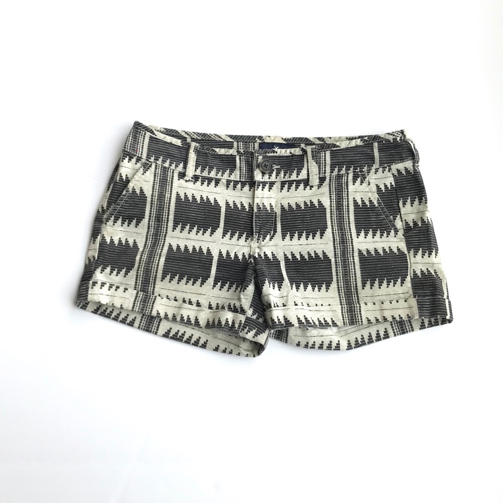 American Eagle Black Print Shorts S / 4